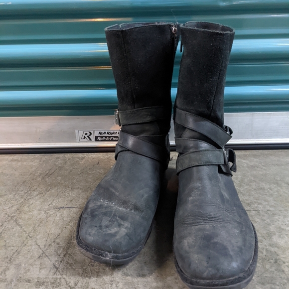 Moto Look Fur UGG Boots - Picture 1 of 6